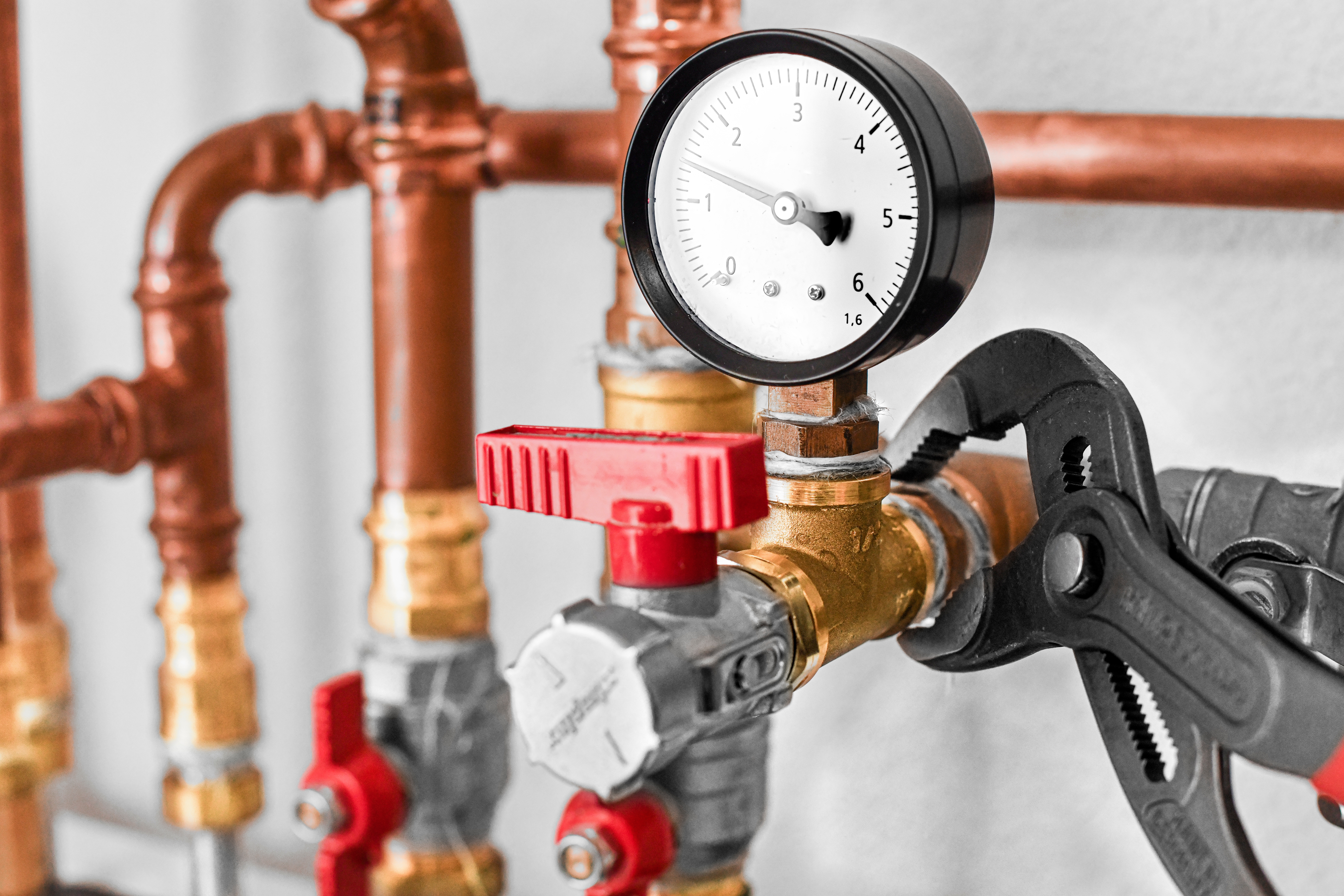 Water Heater Installation in Des Moines 10 shutterstock 2268006129